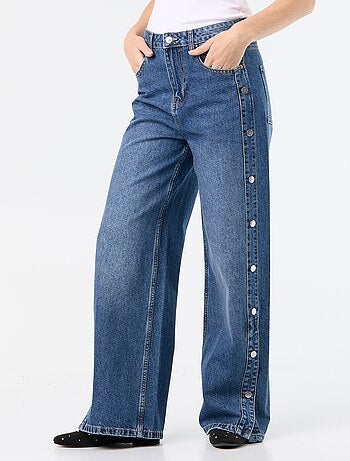 Jeans wide leg / taglio ampio con bottoni a pressione decorativi sui lati