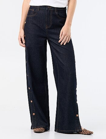 Jeans wide leg / taglio ampio con bottoni a pressione decorativi sui lati