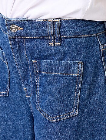 Jeans wide leg / taglio ampio con tasche applicate