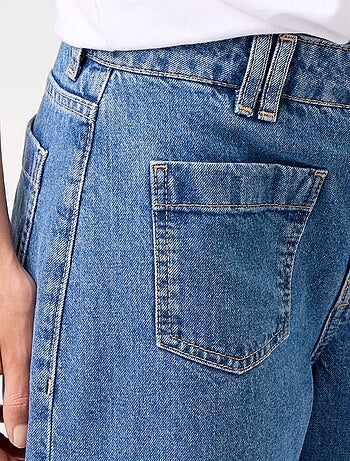 Jeans wide leg / taglio ampio con tasche applicate