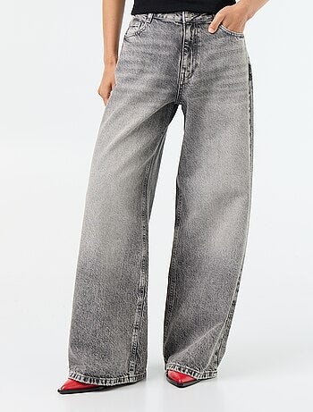 Jeans wide leg / taglio ampio