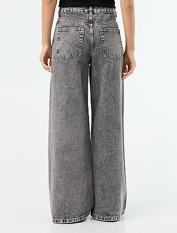 Jeans wide leg / taglio ampio