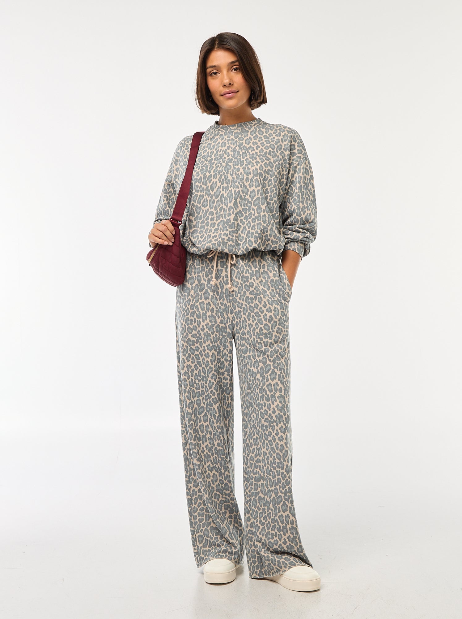 Joggers in tessuto felpato leggero con 2 tasche