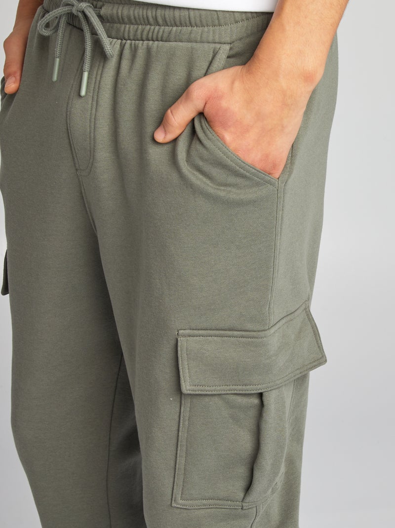 Joggers in tessuto felpato multi-tasche in tessuto felpato VERDE - Kiabi