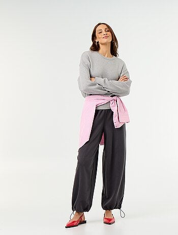 Jogging sportivo ampio