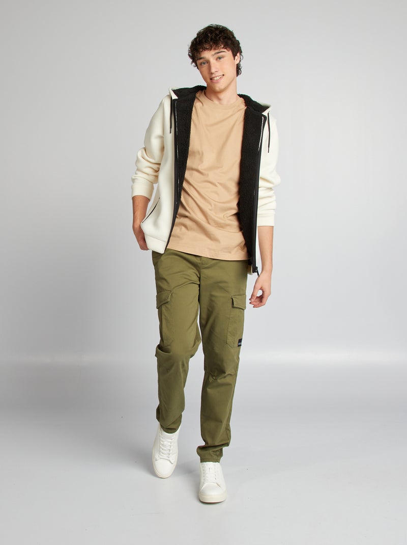 Jogpant con tasche con patta KAKI - Kiabi
