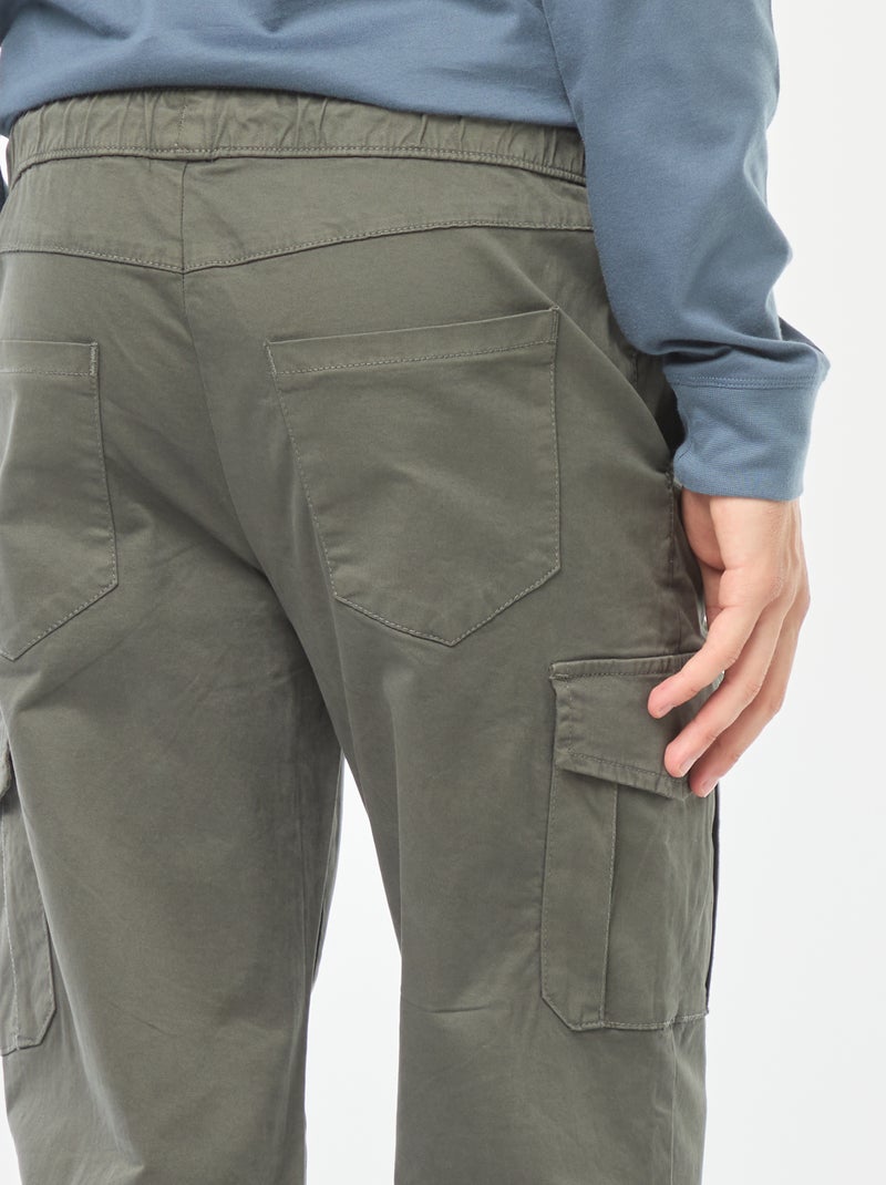 Jogpant con tasche con patta Verde - Kiabi