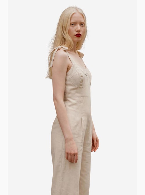 Jumpsuit in misto lino con scollo a cuore my fashion - Kiabi Jumpsuit in misto lino con scollo a cuore my fashion - Kiabi