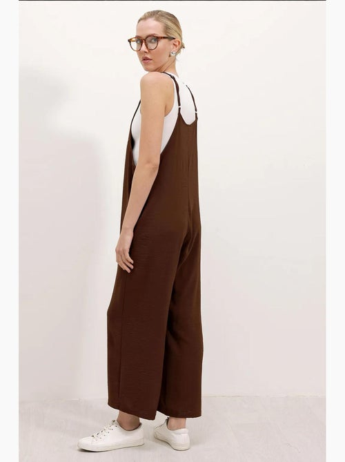 Jumpsuit relaxed fit a gamba ampia con scollo quadrato bdart - Kiabi Jumpsuit relaxed fit a gamba ampia con scollo quadrato bdart - Kiabi