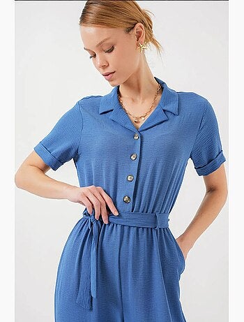 Jumpsuit tinta unita in tessuto con colletto a camicia e dettaglio fiocco bdart