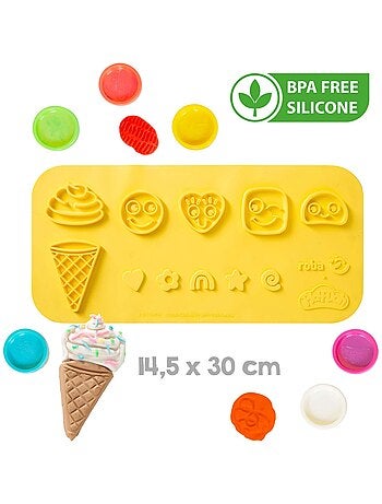 Kit creativo – 6 vasetti di pasta modellabile + grembiule + tappetino e accessori "Roba x Play‑Doh