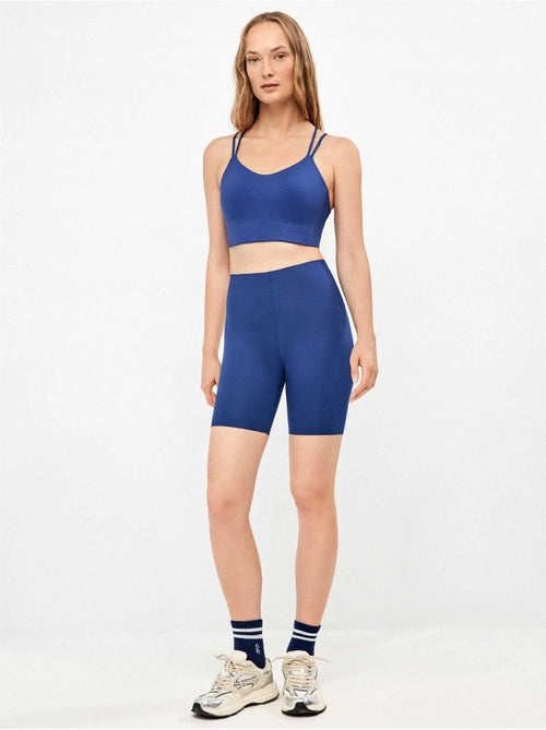 Legging biker realizzato in tessuto modellante che definisce e slancia - Kiabi Legging biker realizzato in tessuto modellante che definisce e slancia - Kiabi
