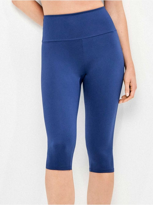 Legging 'capri' realizzato in tessuto modellante che definisce e slancia - Kiabi Legging 'capri' realizzato in tessuto modellante che definisce e slancia - Kiabi