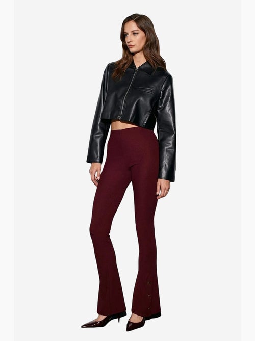 Leggings a zampa a vita alta con dettaglio bottoni dilvin - Kiabi Leggings a zampa a vita alta con dettaglio bottoni dilvin - Kiabi