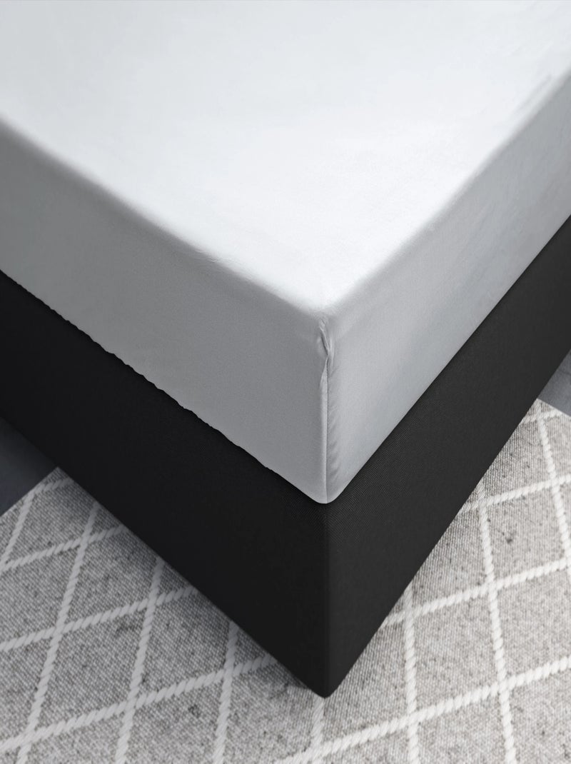 Lenzuolo con angoli in raso di cotone bianco Bianco - Kiabi