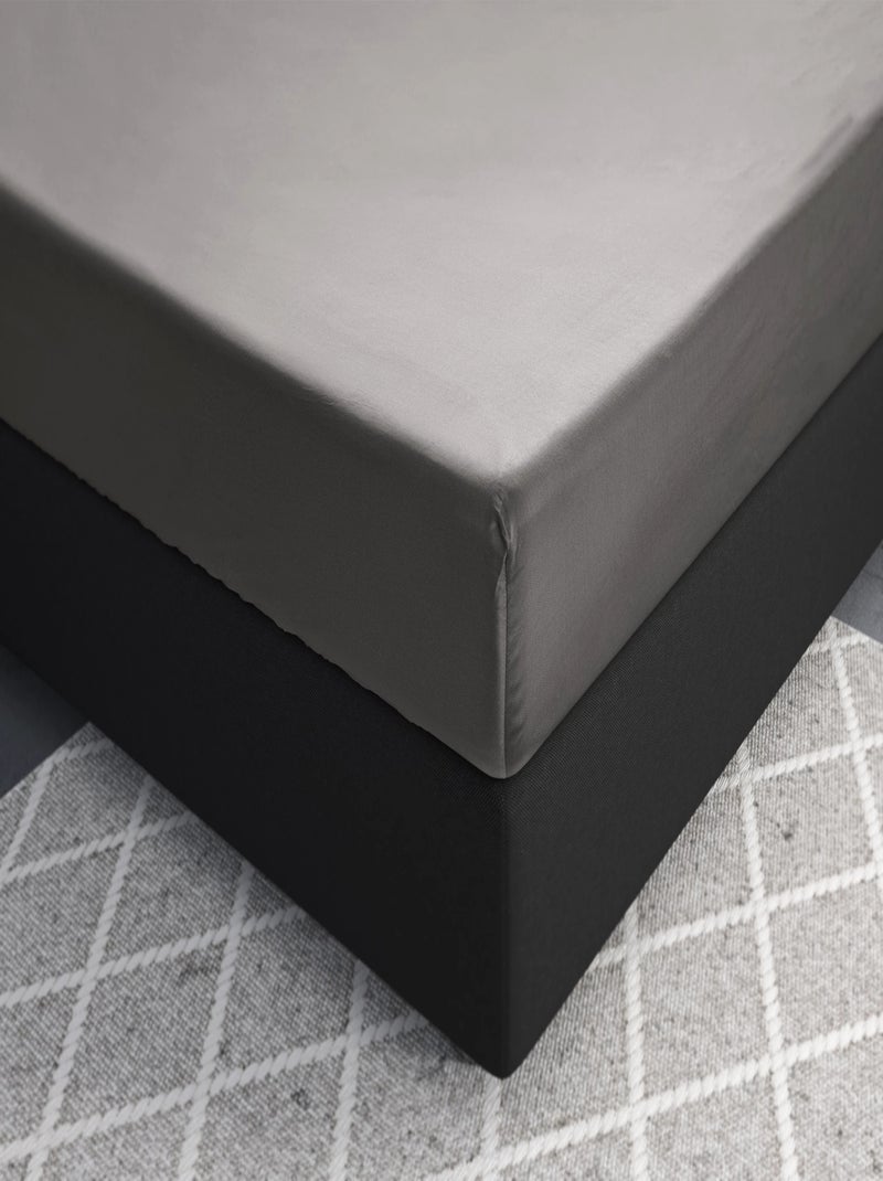 Lenzuolo con angoli in raso di cotone grigio argento Grigio - Kiabi