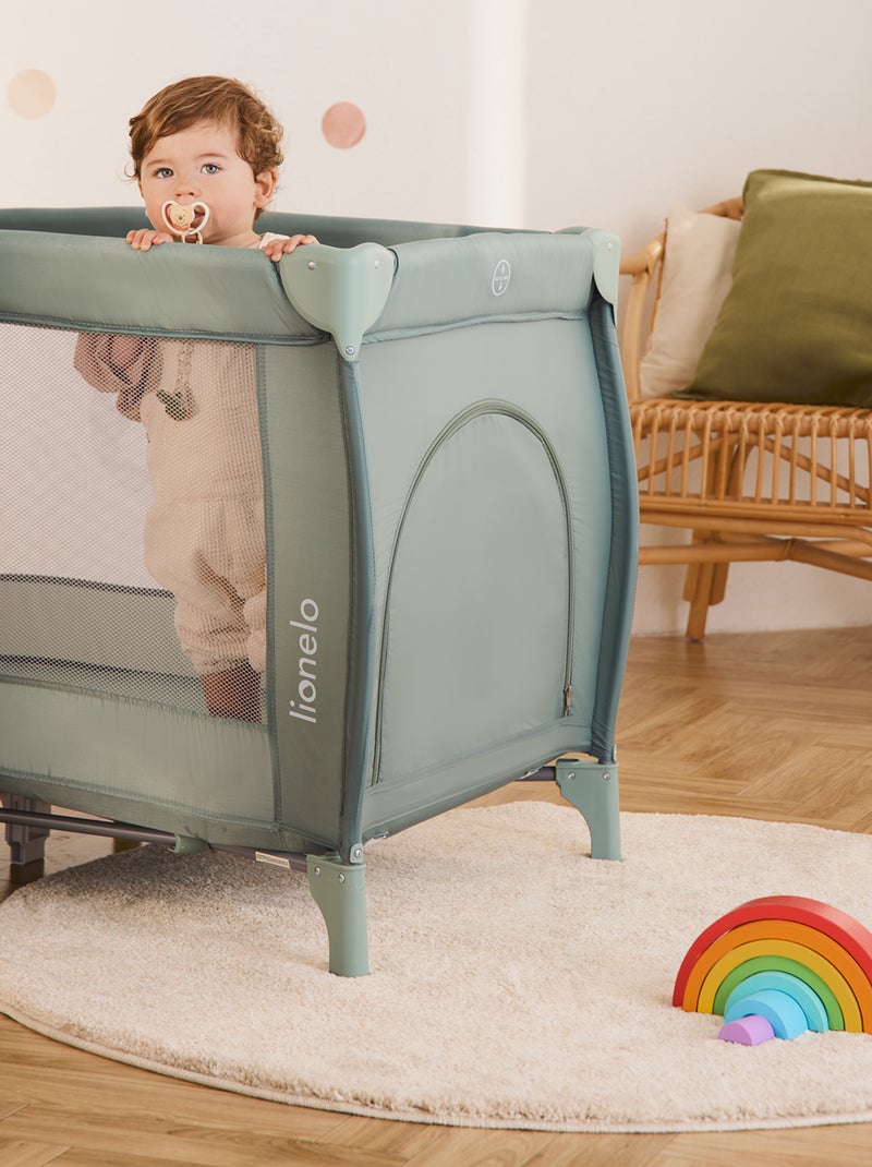 Lettino da viaggio 3 in 1 LIONELO Stefi Plus - Box per bambini - Materasso ad alta densità - Ruote - Verde - Kiabi