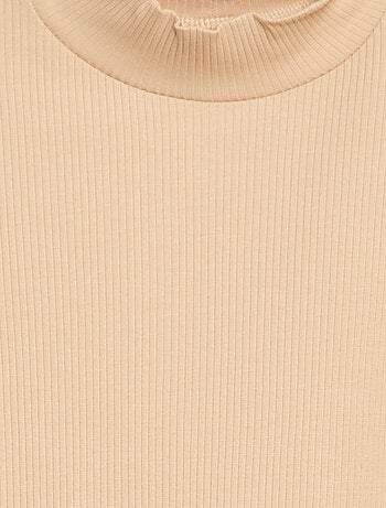 Maglia a collo alto a coste