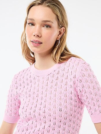 Maglia a maniche corte in crochet traforato