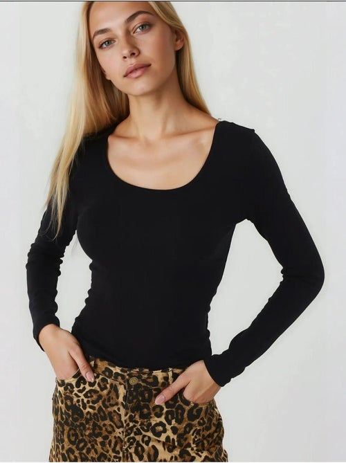 Maglia basica a maniche lunghe con scollo a u hiccup - Kiabi Maglia basica a maniche lunghe con scollo a u hiccup - Kiabi