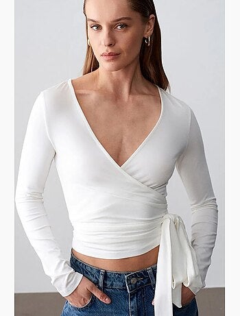 Maglia corta incrociata maniche lunghe con nodo dilvin