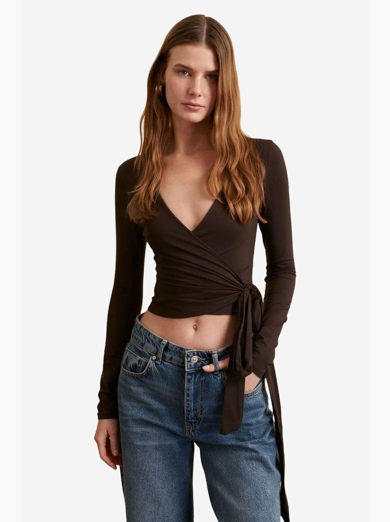 Maglia corta incrociata maniche lunghe con nodo dilvin Marrone cioccolato - Kiabi