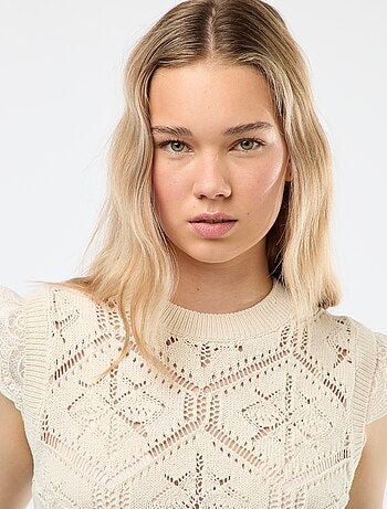 Maglia in crochet senza maniche