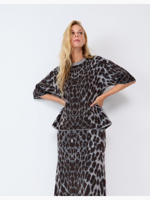 Maglia in maglia con stampa animalier, mo fashion - Kiabi Maglia in maglia con stampa animalier, mo fashion - Kiabi