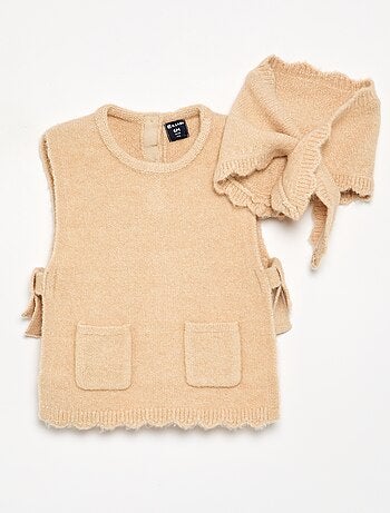 Maglia senza maniche con sciarpa rimovibile
