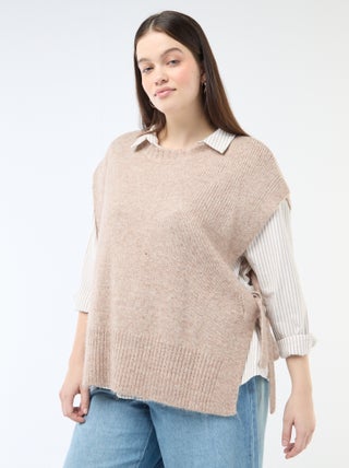 Maglia smanicata da annodare sui lati