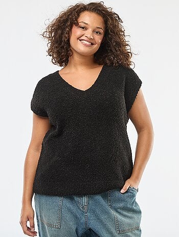 Maglia smanicata in filato sottile
