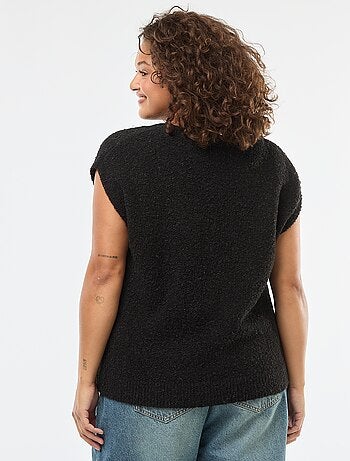 Maglia smanicata in filato sottile