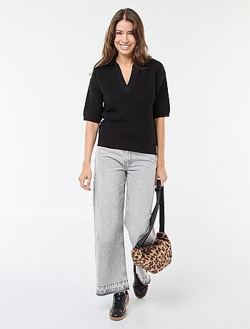 Maglia stile polo con scollo a V