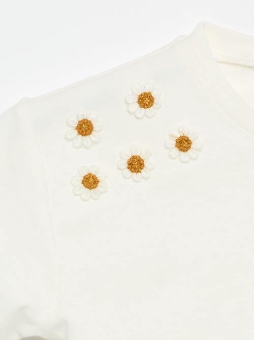 Maglietta a maniche corte con fiori sulla spalla - Kiabi
