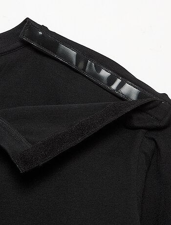 Maglietta a righe marinare con spalla a strappo - collezione facile da indossare