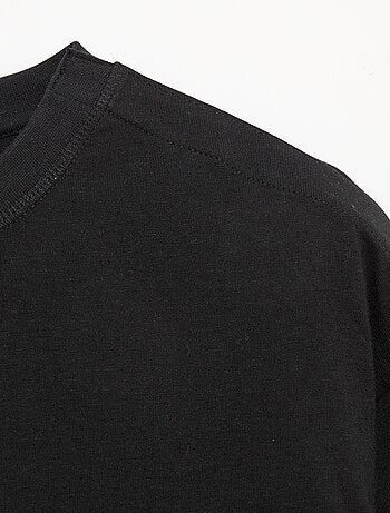 Maglietta a righe marinare con spalla a strappo - collezione facile da indossare