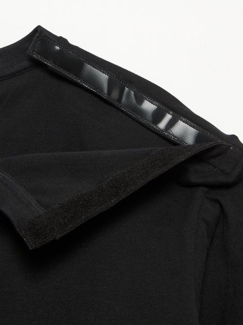 Maglietta a righe marinare con spalla a strappo - collezione facile da indossare - Kiabi Maglietta a righe marinare con spalla a strappo - collezione facile da indossare - Kiabi