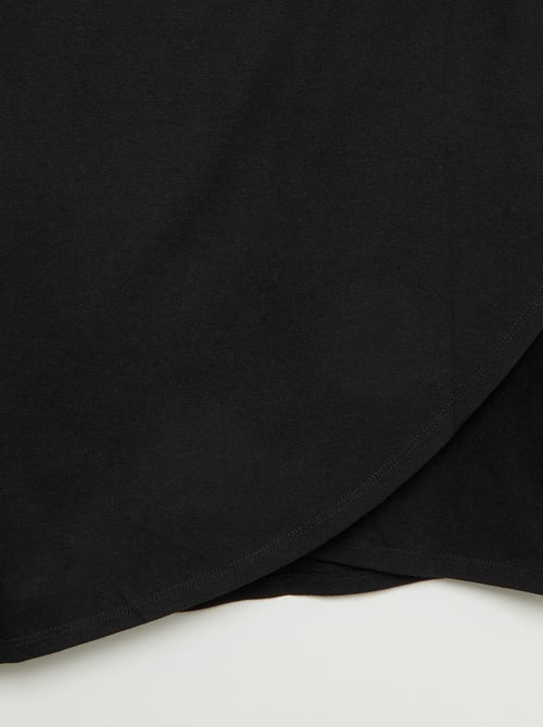 Maglietta a righe marinare con spalla a strappo - collezione facile da indossare - Kiabi Maglietta a righe marinare con spalla a strappo - collezione facile da indossare - Kiabi