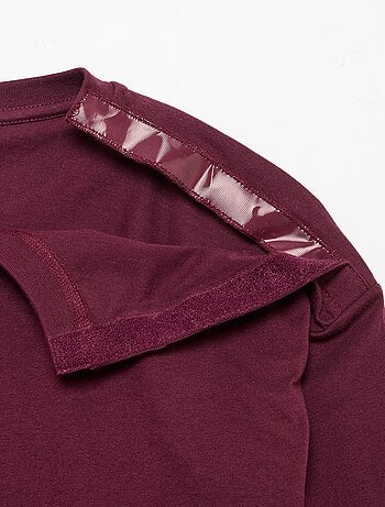 Maglietta a righe marinare con spalla a strappo - collezione facile da indossare