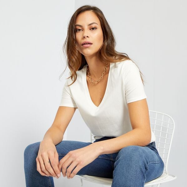 Maglietta collo a V Donna dalla 38 alla 52 - Kiabi - 4,00€