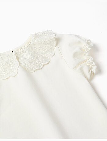 Maglietta con collo smerlato e ricamo