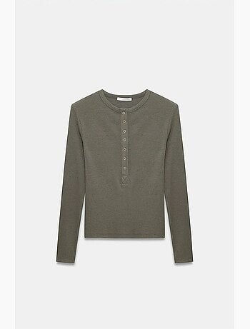 Blusa a coste con scollo rotondo e bottoni dilvin