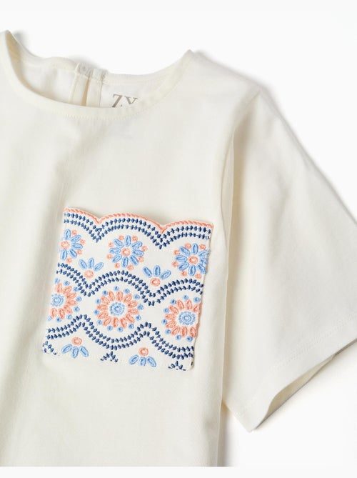 Maglietta in cotone con tasca ricamata - Kiabi
