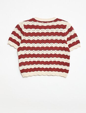 Maglioncino all'uncinetto a maniche corte