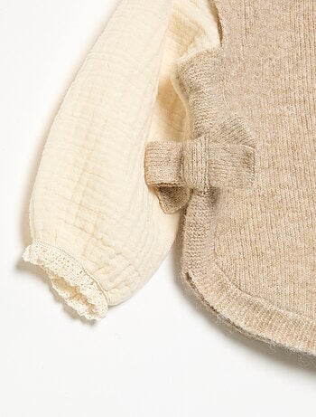 Maglioncino con fiocchi e maniche in voile di cotone