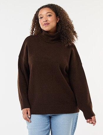 Maglione a collo alto con dettaglio gioiello sulla schiena