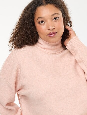 Maglione a collo alto con dettaglio gioiello sulla schiena