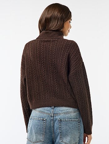 Maglione a collo alto in maglia a trecce