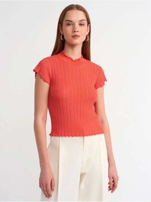 Maglione a coste slim fit con collo alto mezzo dolcevita dilvin - Kiabi Maglione a coste slim fit con collo alto mezzo dolcevita dilvin - Kiabi