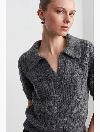 Maglione a coste testurizzato con colletto polo dilvin